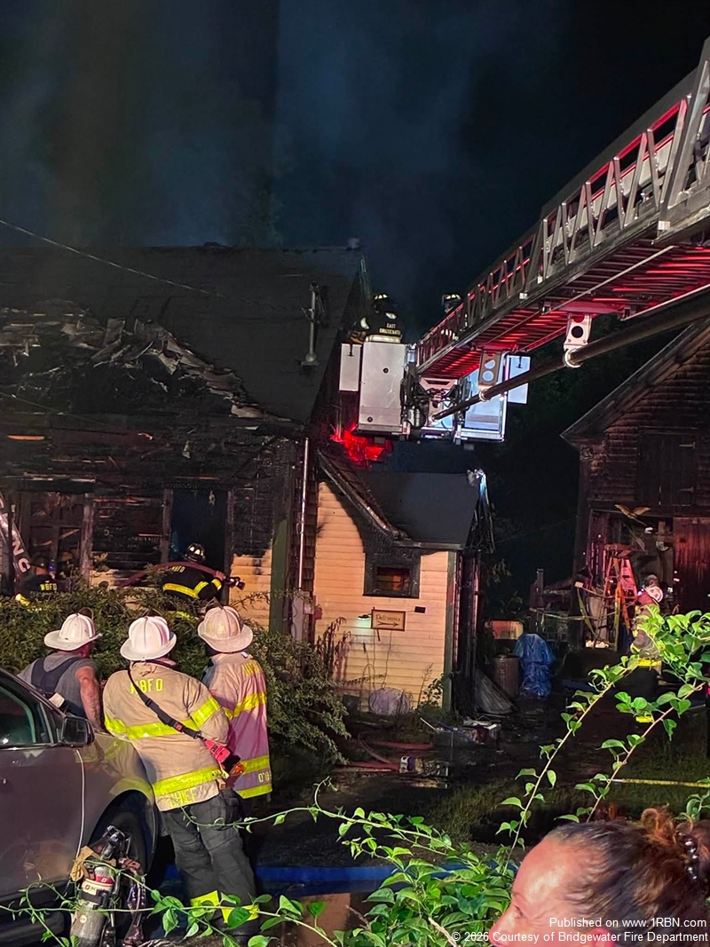 Bridgewater Engine 4 Responds Mutual Aid to East Bridgewater Fire