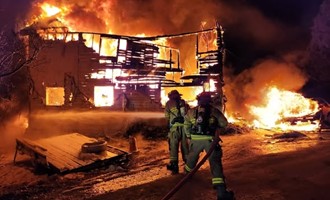 Cundy’s Harbor Crews Assist at Fully Involved Structure Fire; Nearby Home Saved