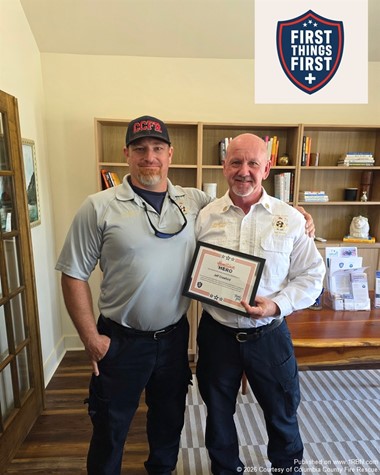 Chief Crawford Receives Home Town Hero Award