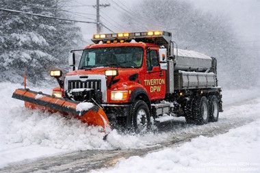 Tiverton Officials Urge Residents to Stay Off Roads as DPW Crews Work to Clear Heavy Snow
