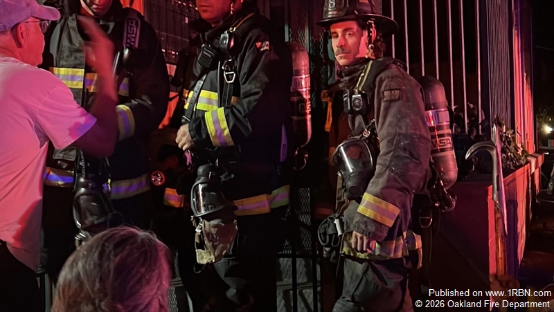 Oakland Firefighters Contain Multi-Unit Apartment Fire, Conduct ...
