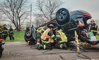 Morning Vehicle Rescue on N Lewis Rd