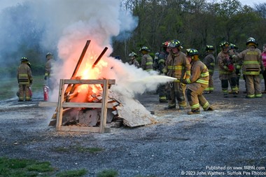 Mastic FD Explorers  Hold Live Fire  Extinguisher Training