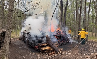 Outside Fire Quickly Extinguished in Pepperell