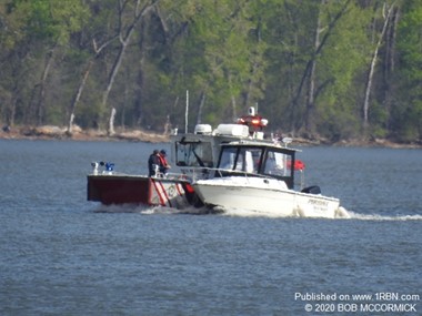 Boat in Distress in Newburgh