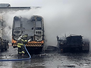 Mid afternoon fire destroys several trucks in Lodi