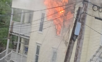 Crews Stop Bradley Street Blaze in 20 Minutes