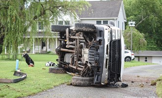 Vehicle Accident on Neiffer Rd