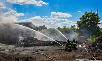 Large Sifter Machine and Multiple Loaders Catch Fire on River Road In East Greenbush