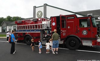 Squad 68 visits Primrose School of Oaks