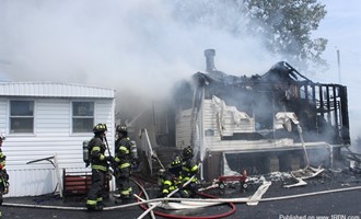 Trailer homes destroyed in noontime blaze in Moonachie