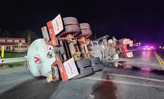 Cumru Township Overturned Tractor Trailer