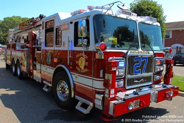 Holbrook 27-Truck