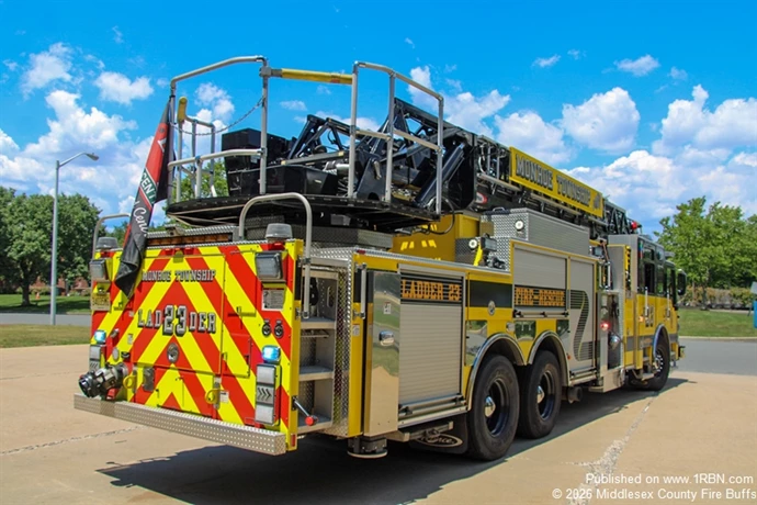 Monroe Ladder 23. 2019 Pierce Velocity Notched 7010 6x4 2000/500/30F/107
