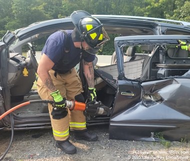 Chester firefighters conduct vehicle extrication training
