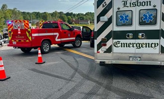 Impact at Rabbit Road: Three Injured After Two-Vehicle Crash at Hallowell Junction