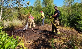 Fast Response Contains Woods Fire at Back Shore on Orr’s Island