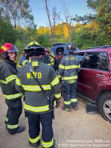 Paris firefighters hold joint extrication training