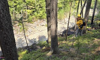 Bartlett Crews Contain Hart’s Location Fire