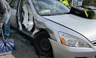 Driver extricated after crash on Monroe Turnpike in Trumbull