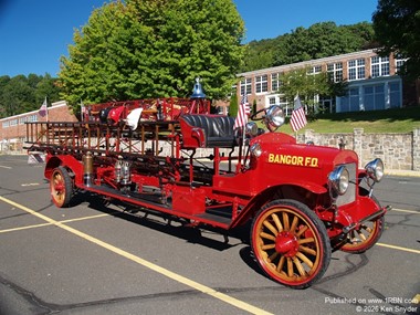 1917 Brockway/American LaFrance in Pen Argyl Parade