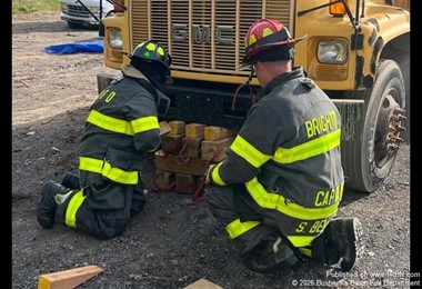 Interagency Rescue Readiness: 3rd Battalion Crews Tackle Complex Vehicle Scenarios
