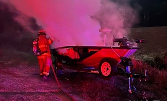 Boat Fire Quickly Contained in Westfield