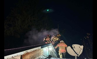 Flames Confined to Flue: Firefighters Halt Sanford Chimney Fire Before Structural Extension
