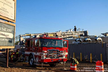 Linden Ladder 1 Operating At A 3rd Alarm Fire