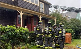 Off-Duty Firefighters Recalled to Assist at Working Residential Fire on Lincoln Street