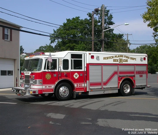 Scotch Plains R-1661, 1998 Pierce Saber.