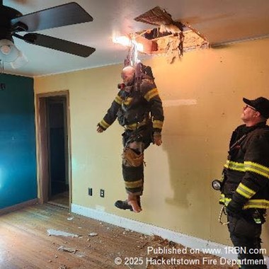 Hackettstown Fire Department Hosts FAST/RIT Training