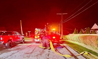 First-Due Engine 247 and Truck 297 Coordinate Fast Knockdown in North Hills Blaze