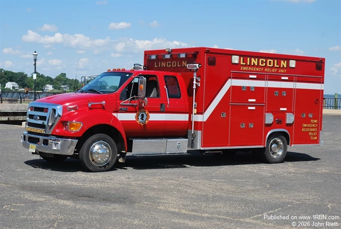Lincoln Hose  Co/HERT Unit of Keyport NJ 2005 Ford F600 /Taylor Made Walk in rescue. 