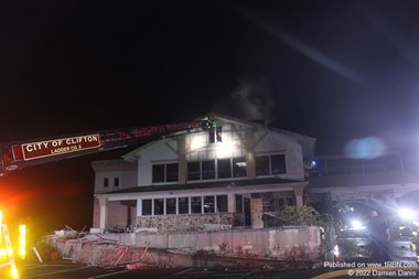 Vacant restaurant burns in Clifton.