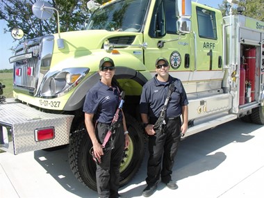 FIREFIGHTER KRISTEN RETTBERG & FELIPE GONCALVES
