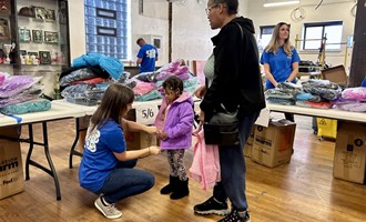 Coats for Kids Giveaway Supports Local Families Ahead of Cold Weather
