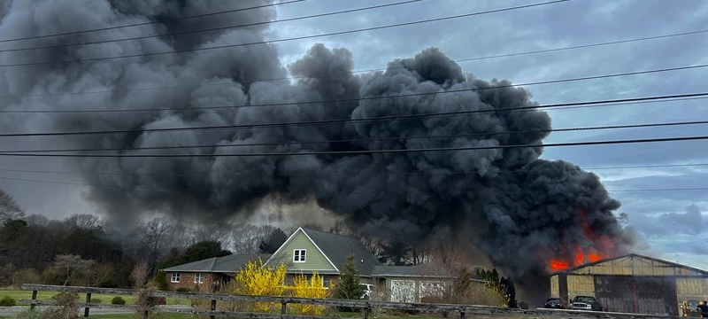 Brookhaven FD battles barn fire