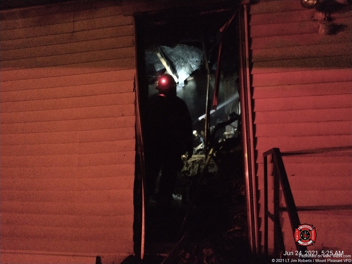 Early Morning Fire Destroys Mobile Home