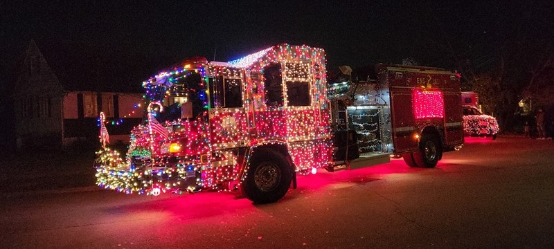 Totowa and Woodland Park Holiday Light Parade